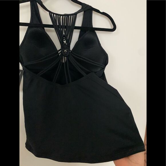 Bar III black swim top, brand new, straps in the back, size Med - Picture 3 of 9